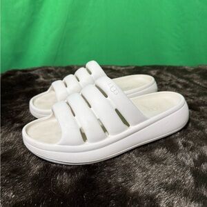 Ugg Women’s Sport Yeah Sandals In White US Size 9 (FRVIOX)